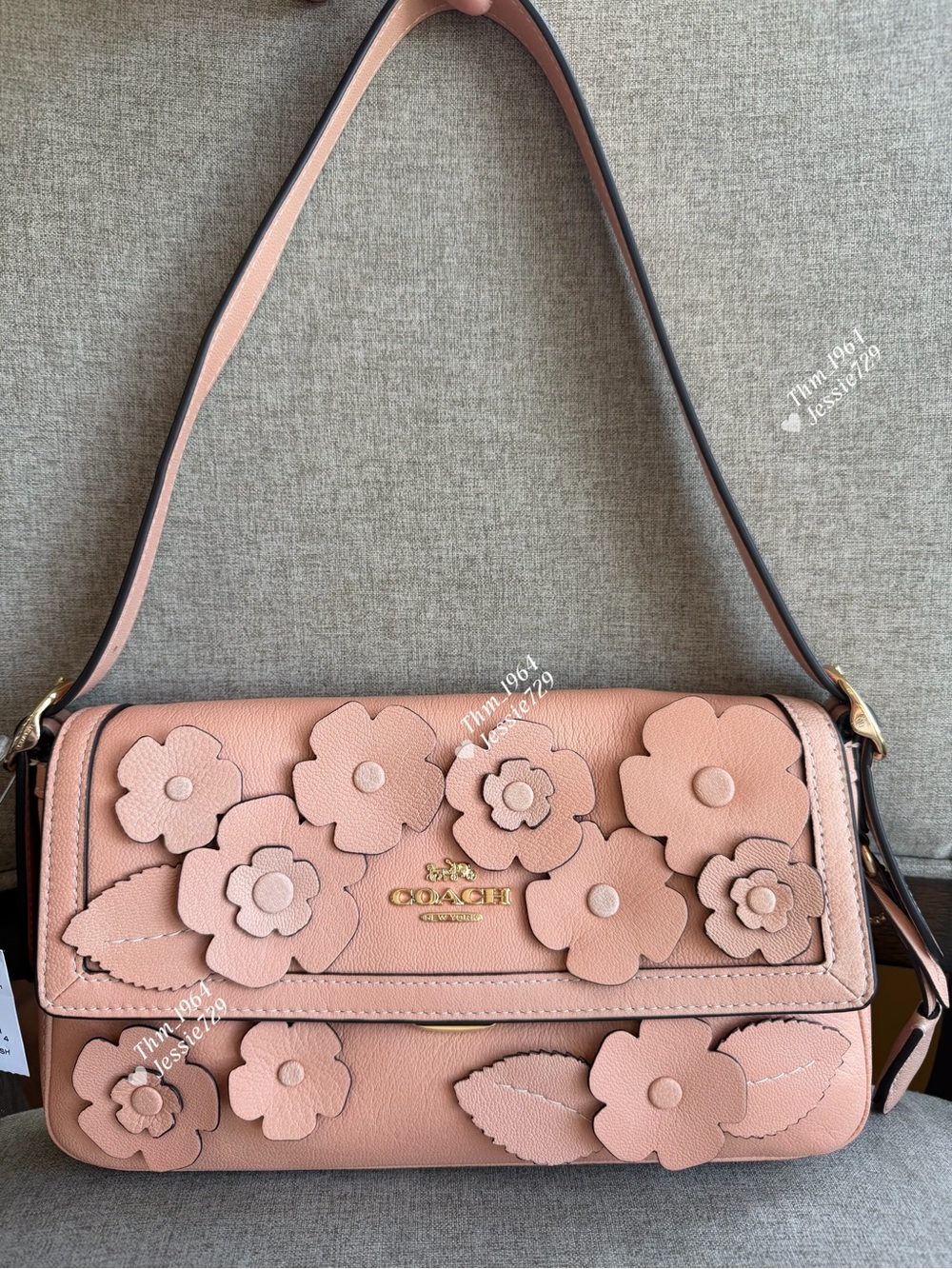 NWT！COACH Etta Small Flap Shoulder Bag With Floral Applique（CDY43）fast shipping